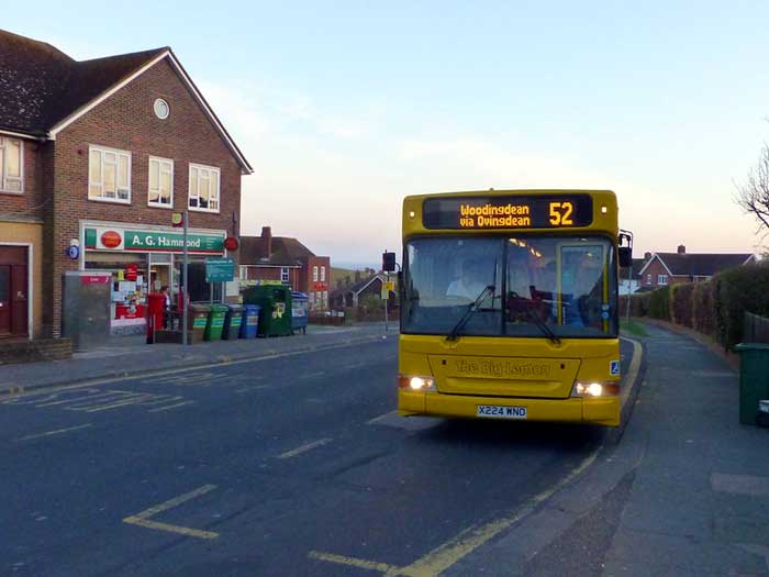 Route 52 single-decker